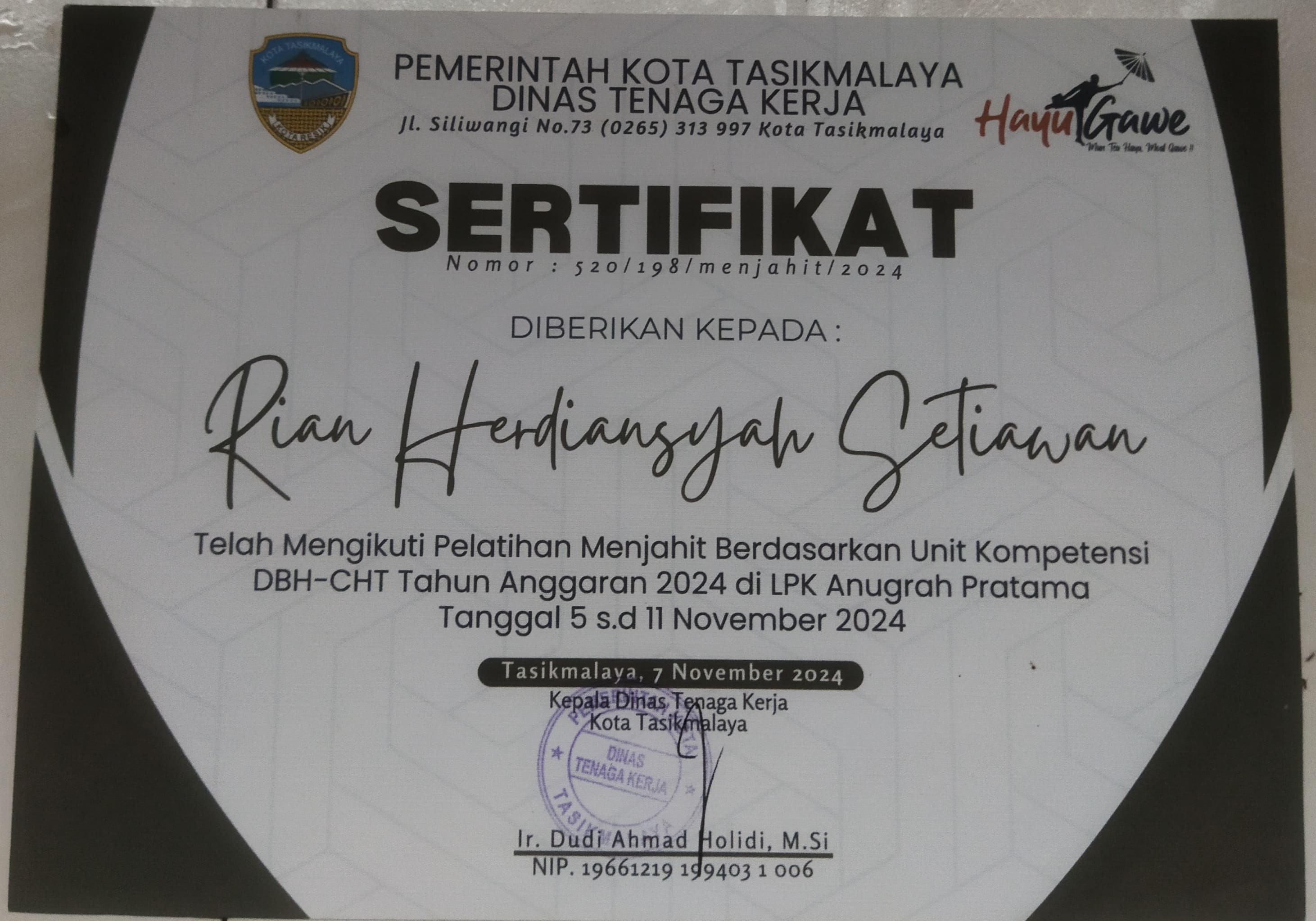 Sertifikat Pelatihan Jahit Profesional